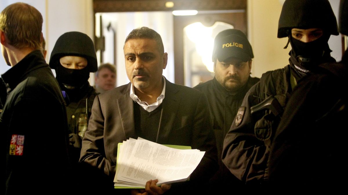 Nejvyšší soud pustil z vězení tři odsouzené z kauzy Zadeh